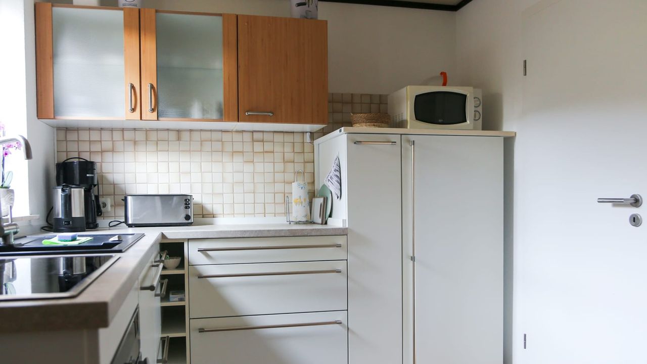 KITCHEN, INSIDE KITCHEN, INSIDE